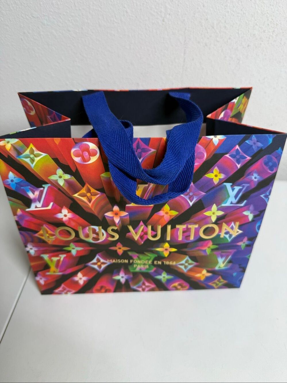 Louis Vuitton Limited Edition Paper Shopping Bag 8” X 10” Rare Colorful Design